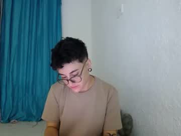 lyan, onlyfans @n_linda