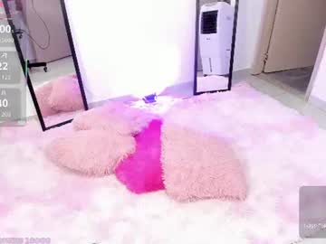 https://fansly.com/sofiaNew?r=